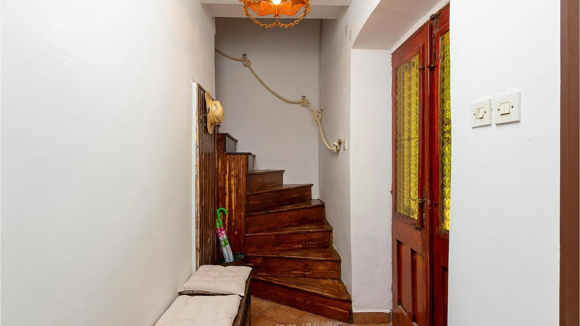 度假居 Beautiful Home In Nedescina With Wifi
