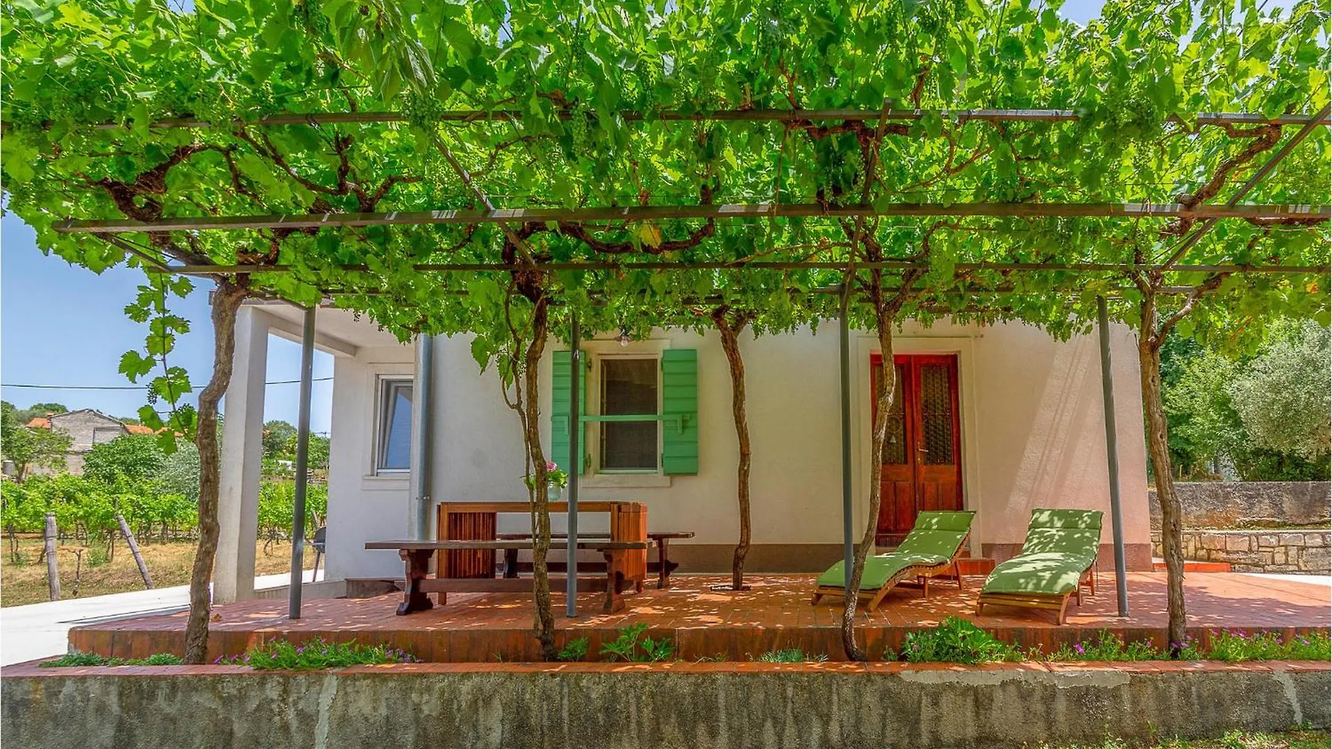 Beautiful Home In Nedescina With Wifi 度假居