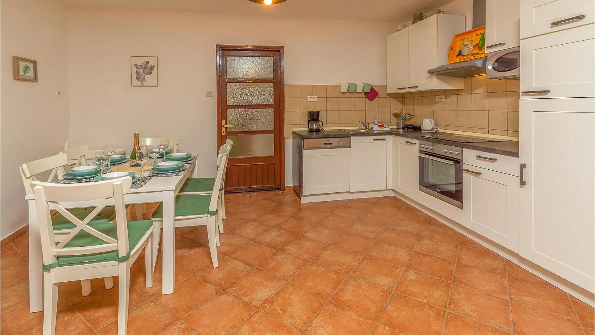 Beautiful Home In Nedescina With Wifi 度假居