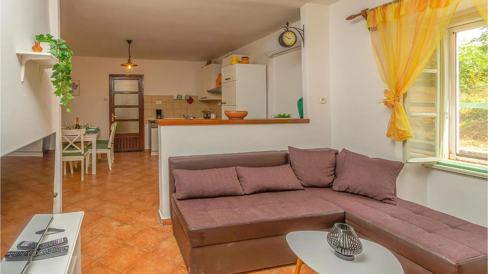 Beautiful Home In Nedescina With Wifi